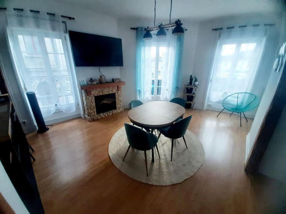 Maison De Ville Au Centre De Fismes Zewnętrze zdjęcie